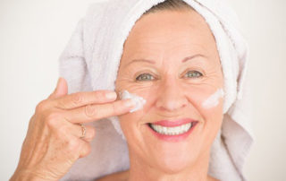 Causes of Dry and Dehydrated Skin
